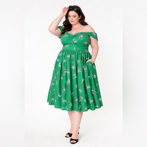 Unique Vintage Green Zebra Print Off Shoulder Dress 4X